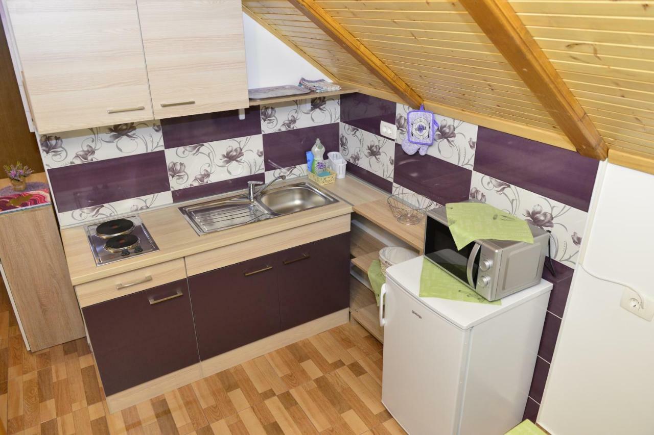 Apartmani Miscevic Josipdol Εξωτερικό φωτογραφία
